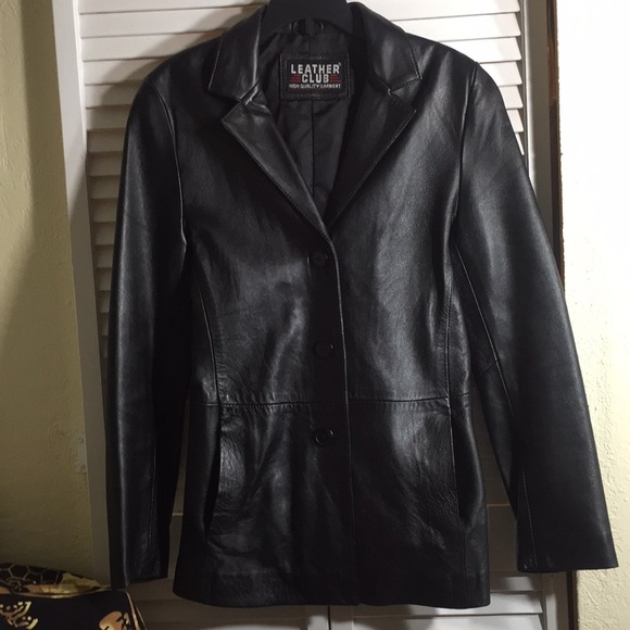 Leather jacket - Picture 2 of 6